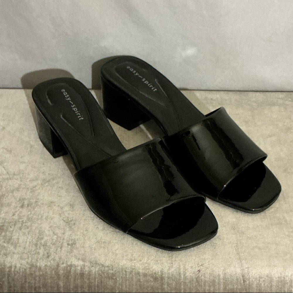 Easy Spirit Patent Leather Sandals